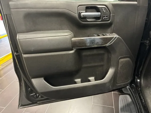 2021 Chevrolet Silverado 1500 LTZ photo 11