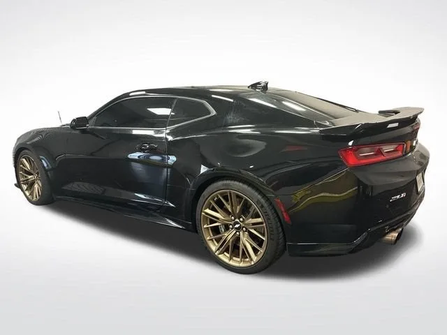 2017 Chevrolet Camaro ZL1 photo 3