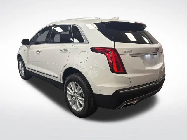 2026 Cadillac XT5 Premium Luxury photo 3