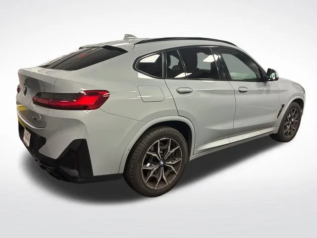 2023 BMW X4 xDrive30i photo 5