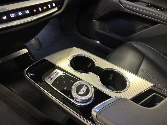 2024 Cadillac LYRIQ Tech photo 25