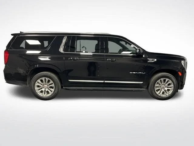 2024 GMC Yukon XL Denali photo 6