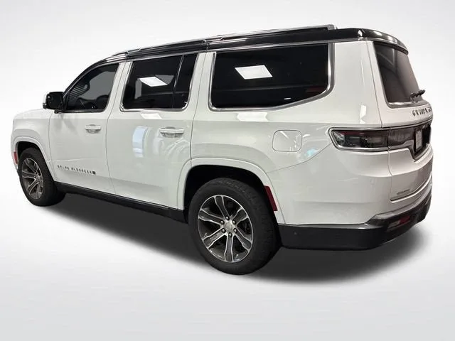 2022 Jeep Grand Wagoneer Series I photo 3