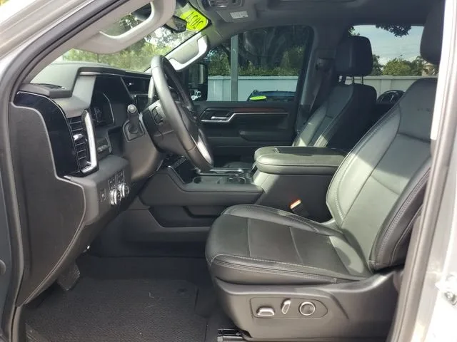 2024 GMC Sierra 2500 HD Denali photo 18