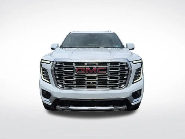 2026 GMC Yukon XL Denali photo 8