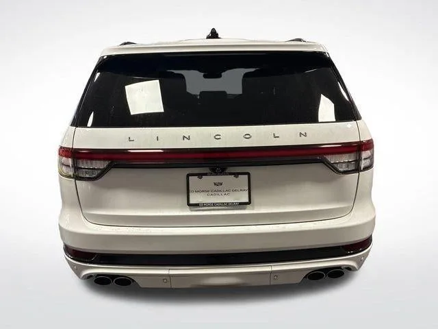 2025 Lincoln Aviator Reserve photo 4