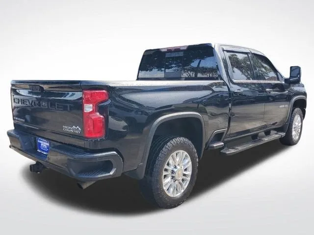 2022 Chevrolet Silverado 2500 HD High Country photo 4