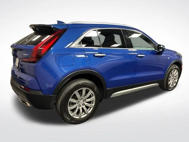 2022 Cadillac XT4 Premium Luxury photo 5