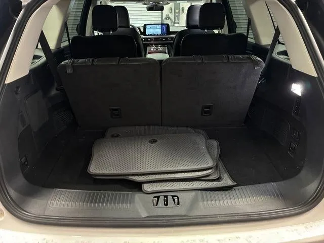 2025 Lincoln Aviator Reserve photo 24