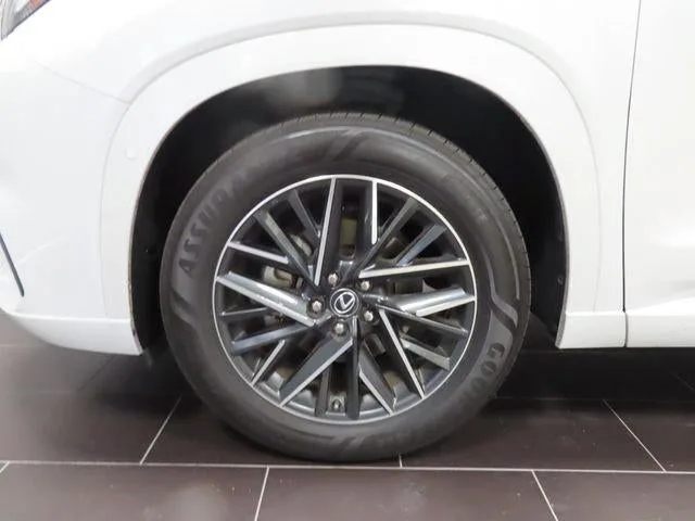 2024 Lexus TX TX 350 photo 13