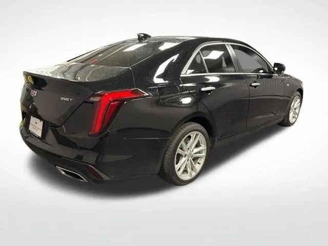 2025 Cadillac CT4 Luxury photo 5