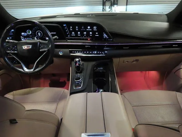2024 Cadillac Escalade Premium Luxury photo 54
