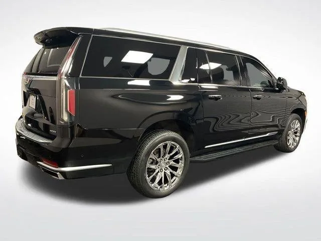 2024 Cadillac Escalade ESV Premium Luxury photo 5
