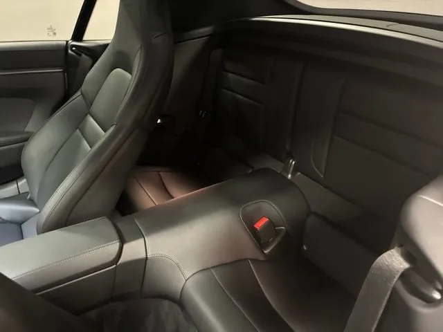 2026 Porsche 911 Carrera photo 28