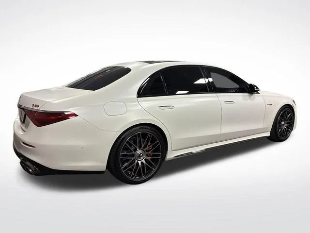 2024 Mercedes-Benz S-Class AMG® S 63 E photo 5