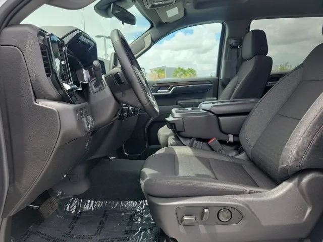 2026 Chevrolet Silverado 1500 LT photo 24