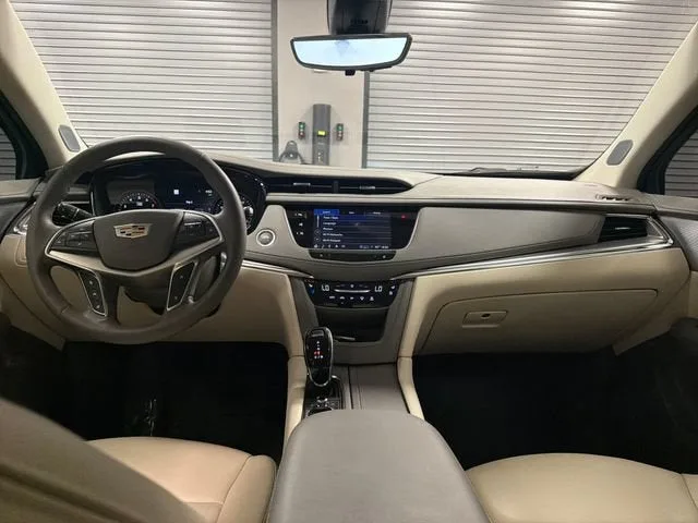 2026 Cadillac XT5 Premium Luxury photo 12