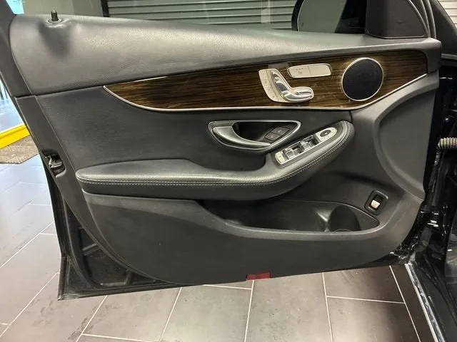 2018 Mercedes-Benz C-Class C 300 photo 10