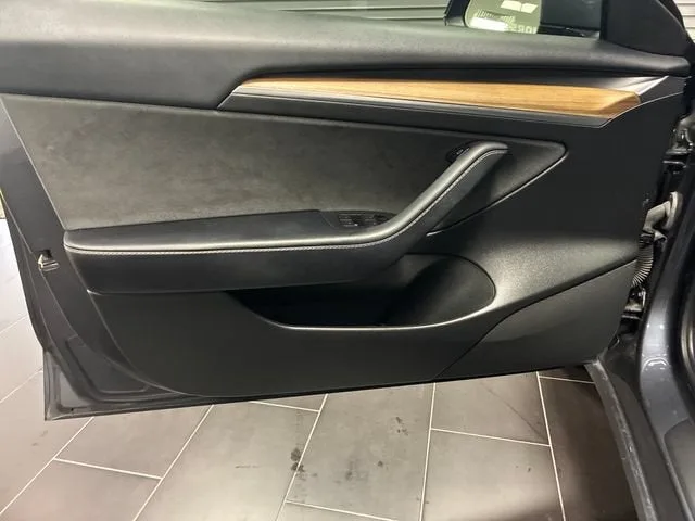 2022 Tesla Model 3 Base photo 10