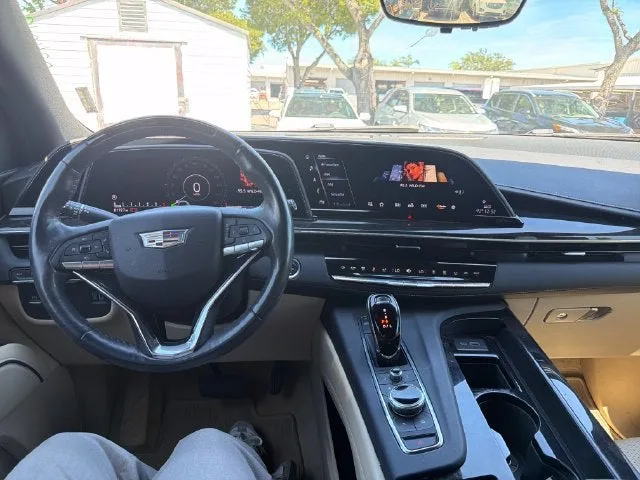 2023 Cadillac Escalade ESV 4WD Premium Luxury photo 11