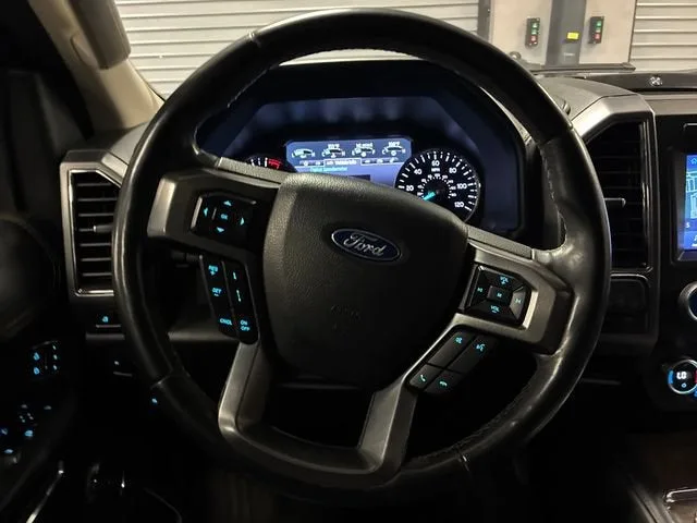 2021 Ford Expedition Max Platinum photo 14