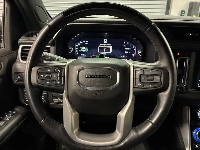 2024 GMC Yukon XL Denali photo 14