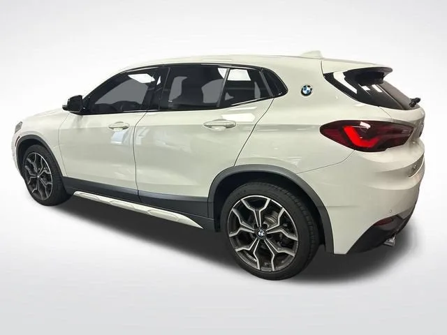 2020 BMW X2 sDrive28i photo 3
