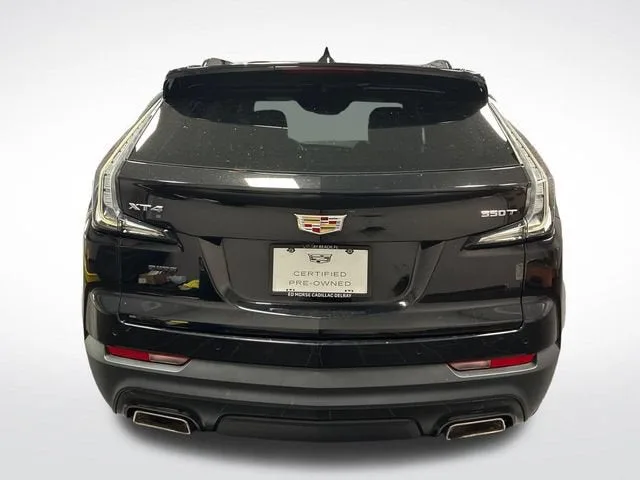 2023 Cadillac XT4 Sport photo 4