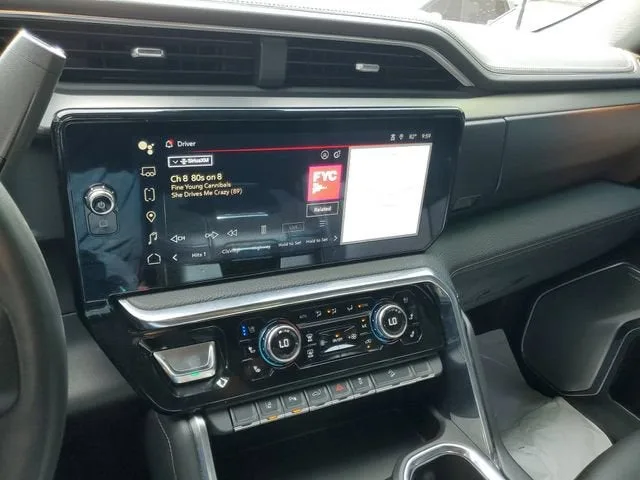 2024 GMC Sierra 2500 HD Denali photo 26