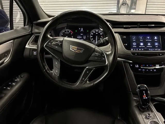 2023 Cadillac XT5 Luxury photo 13