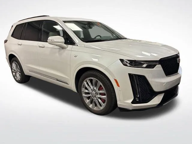 2023 Cadillac XT6 Sport photo 7