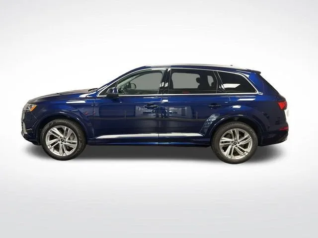 2022 Audi Q7 Premium Plus photo 2