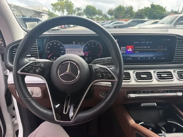 2025 Mercedes-Benz GLS GLS 450 photo 13