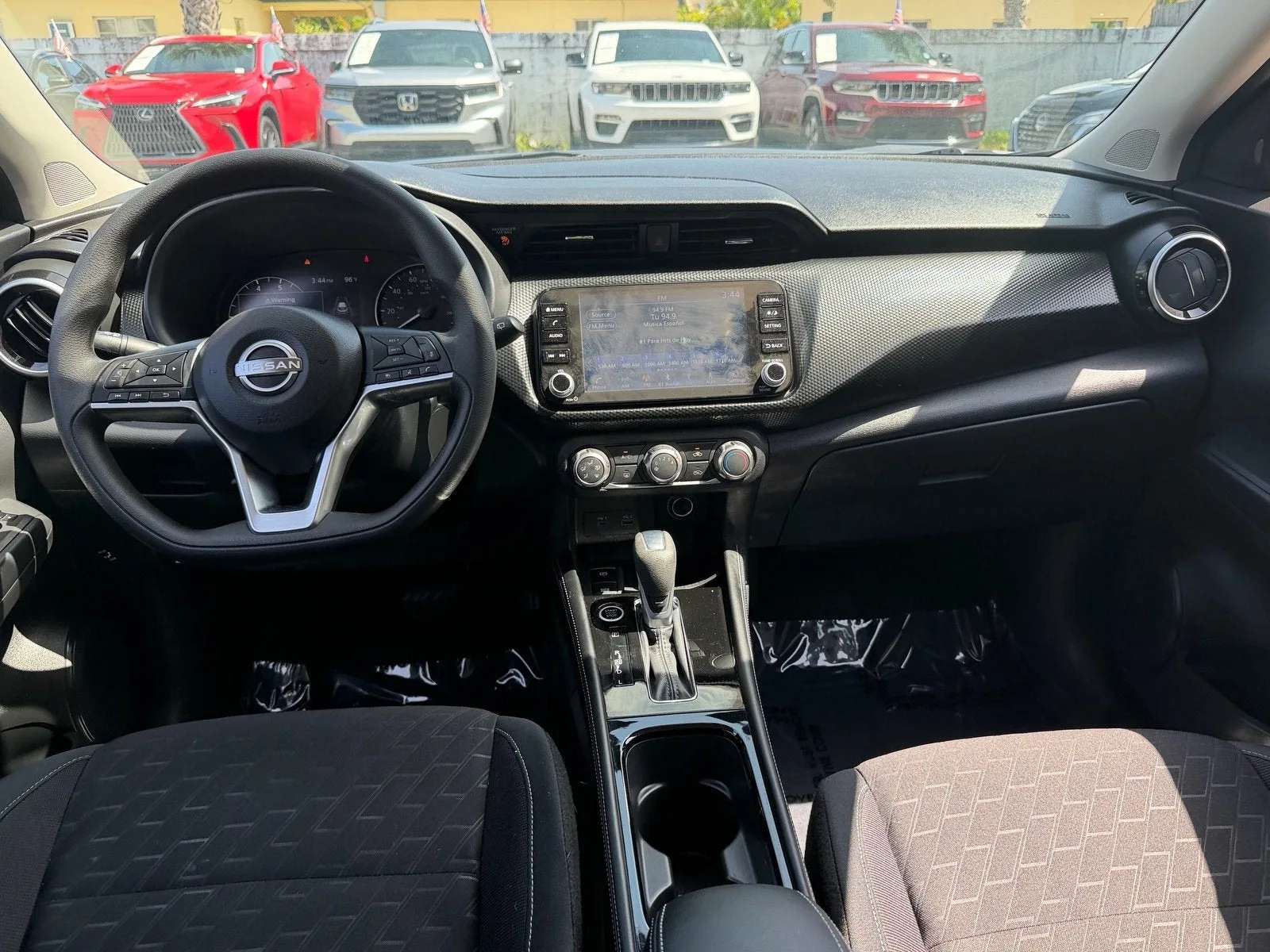 2024 Nissan Kicks SV photo 12