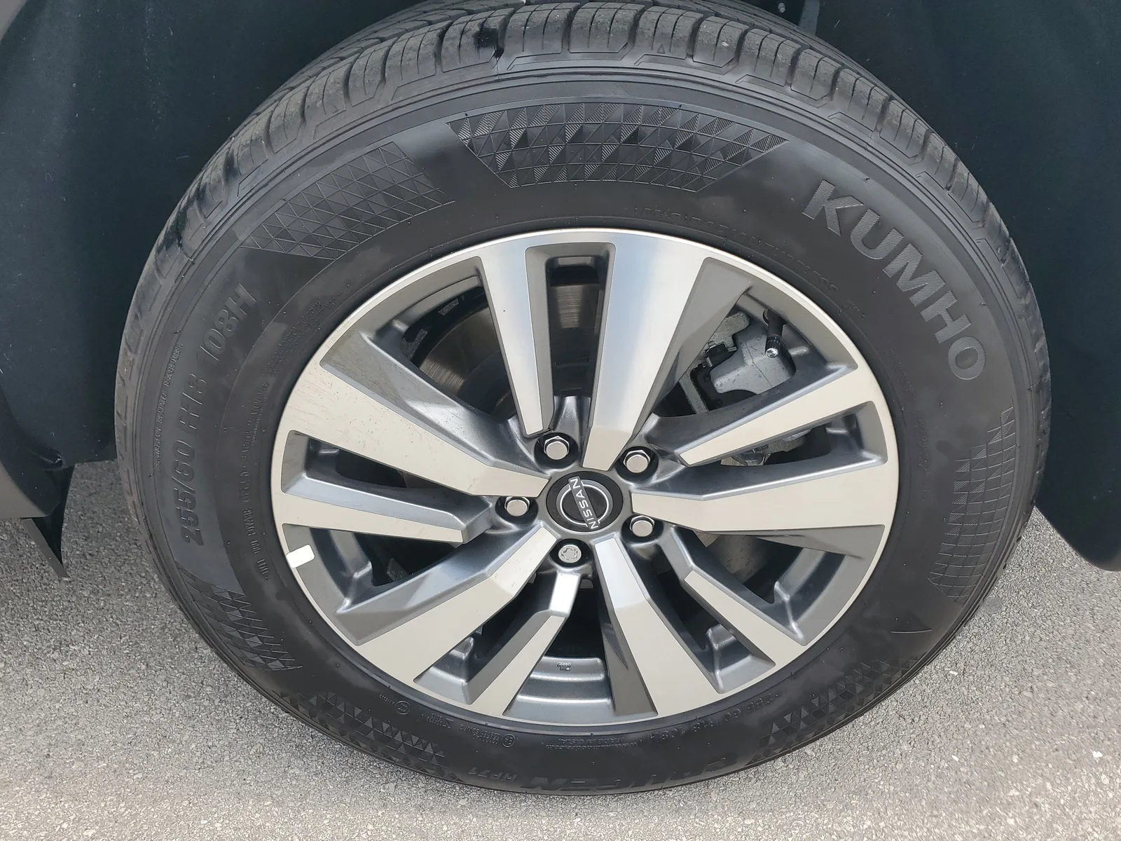 2025 Nissan Pathfinder SL photo 32