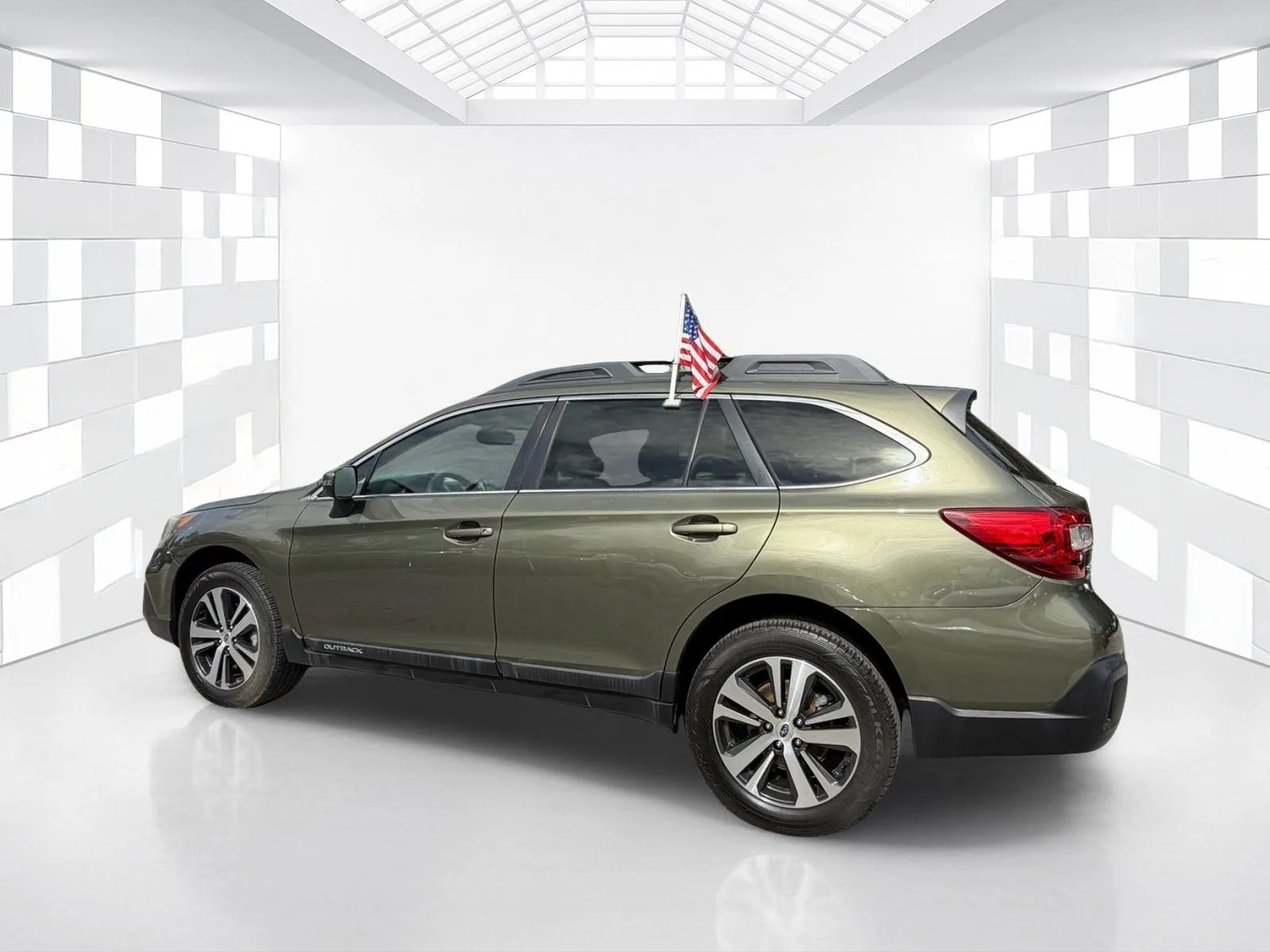 2018 Subaru Outback Limited photo 5