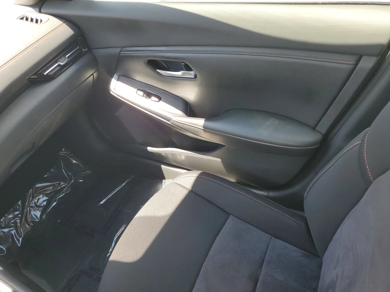 2023 Nissan Sentra SR photo 11