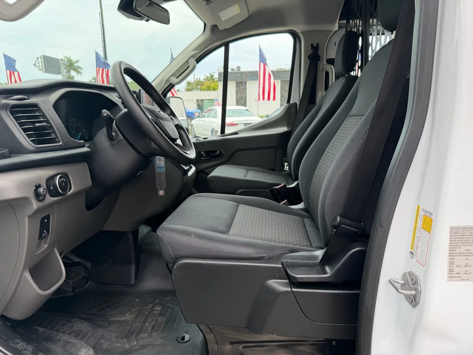 2025 Ford Transit Cargo Van Base photo 10