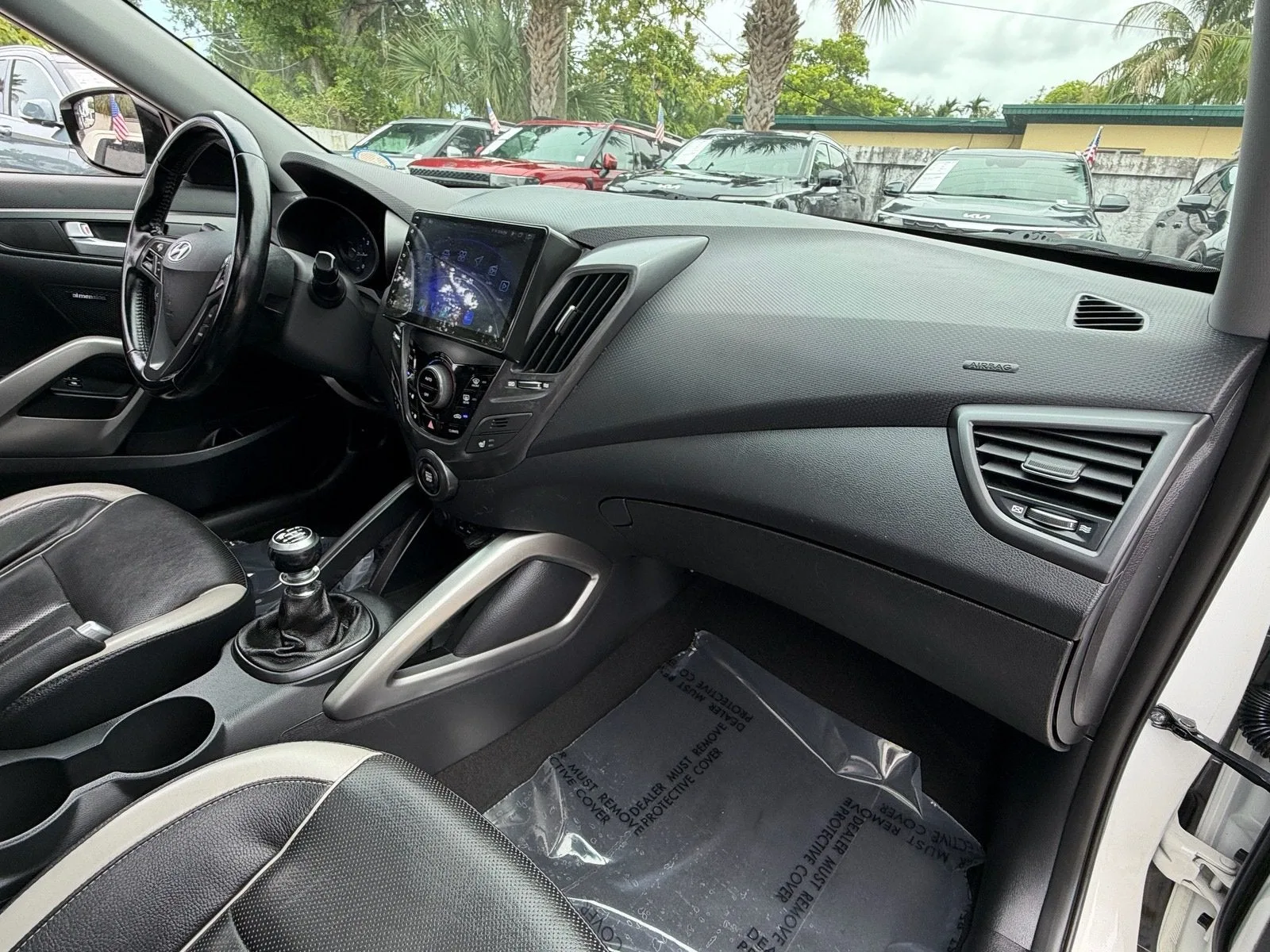 2015 Hyundai Veloster Turbo photo 14