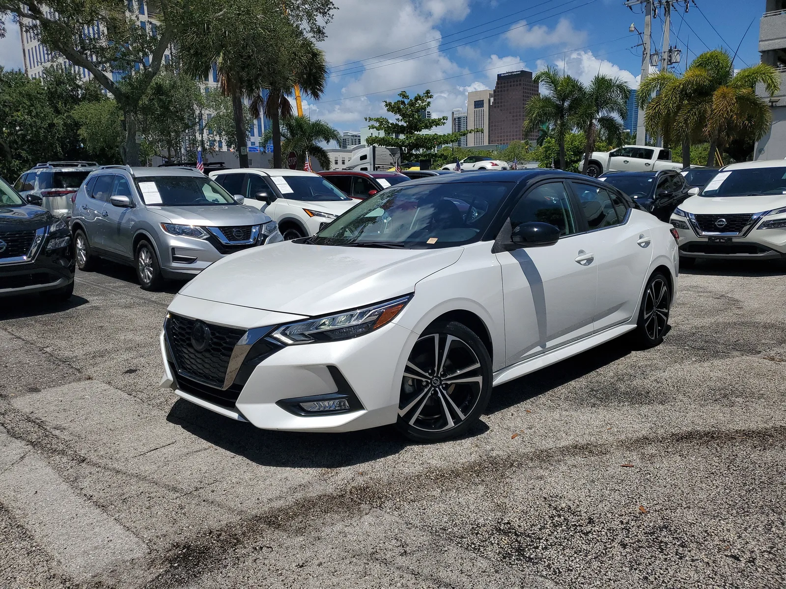 2023 Nissan Sentra SR photo 33