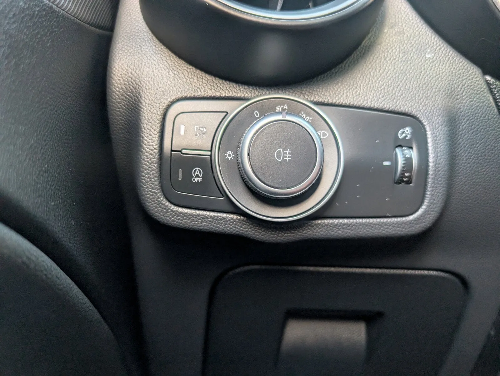 2023 Alfa Romeo Stelvio Veloce photo 32