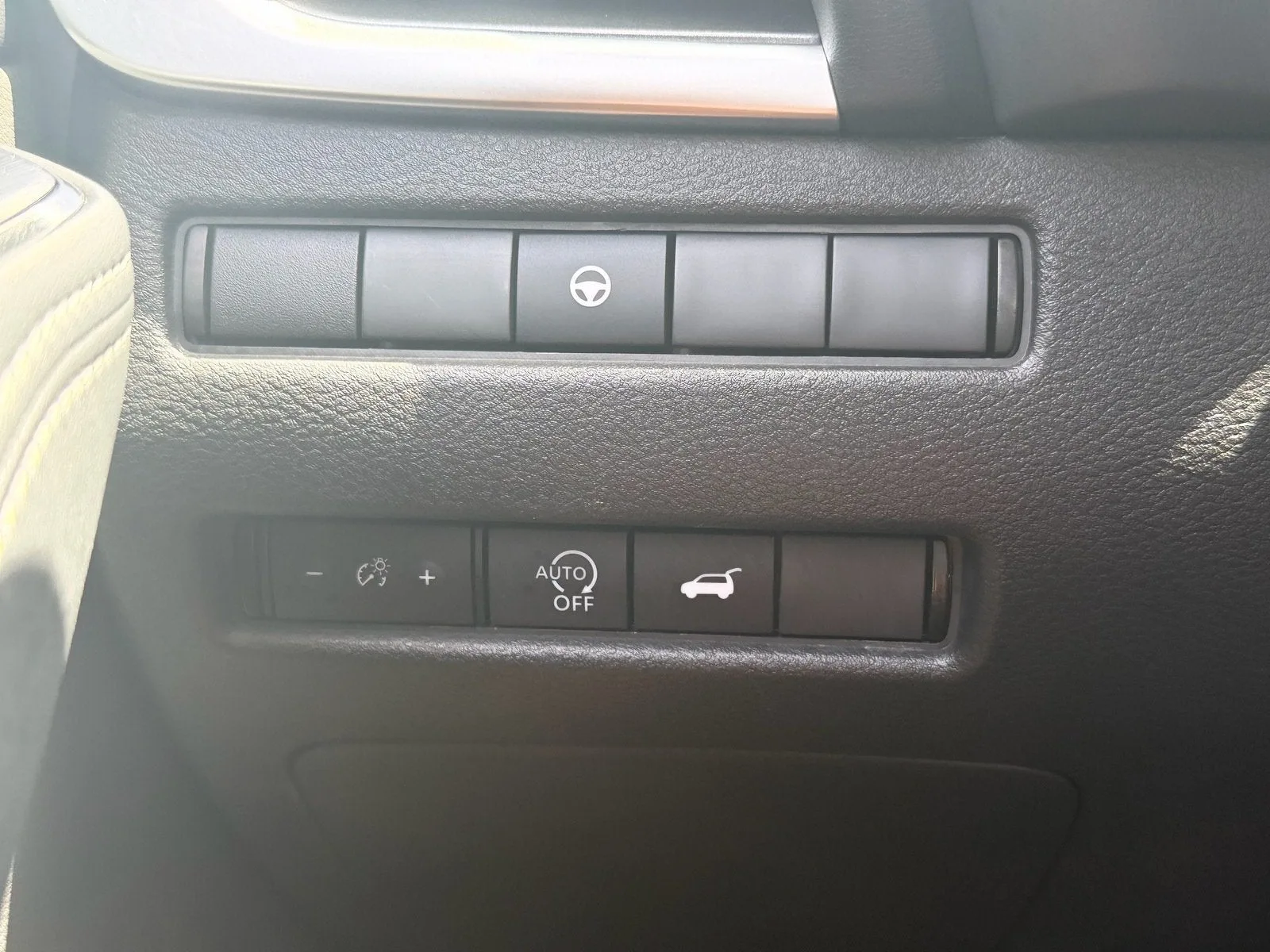 2023 Nissan Rogue SV photo 31