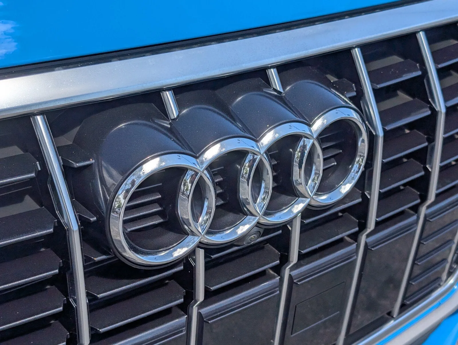 2022 Audi Q3 S line Premium Plus photo 24