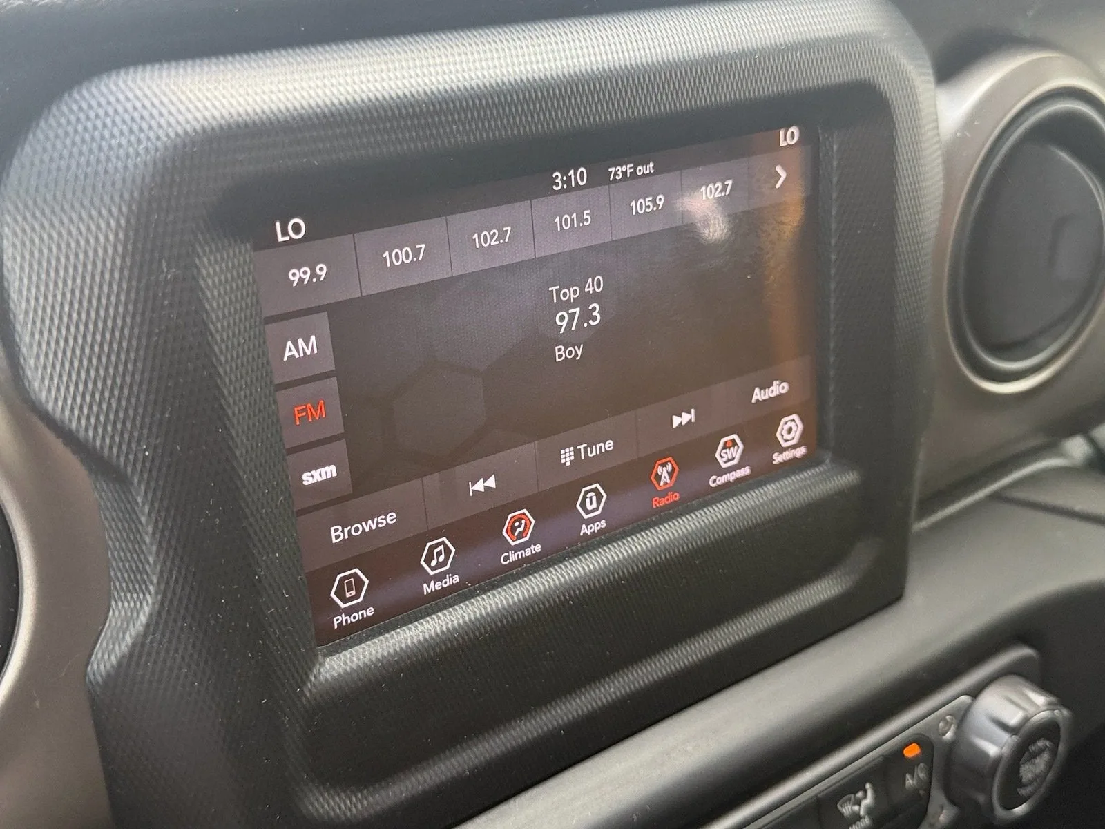 2020 Jeep Wrangler Sport S photo 20