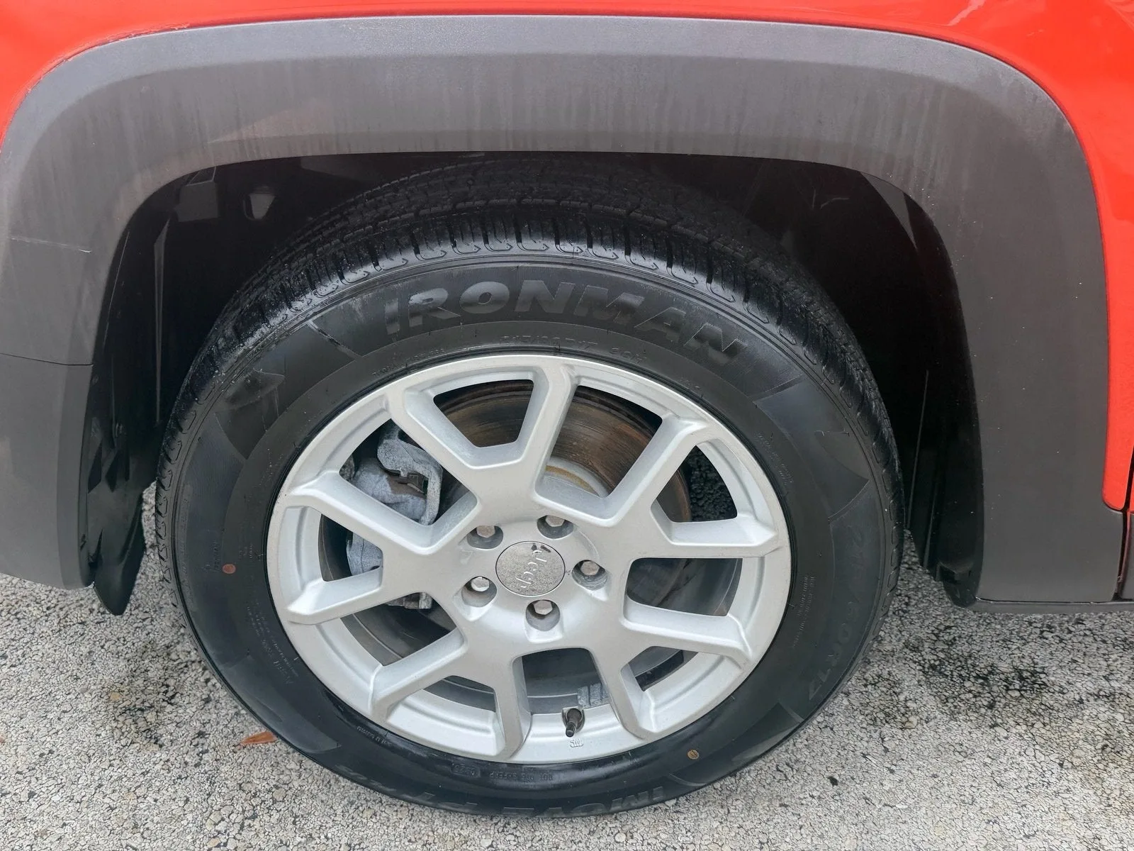 2019 Jeep Renegade Latitude photo 18