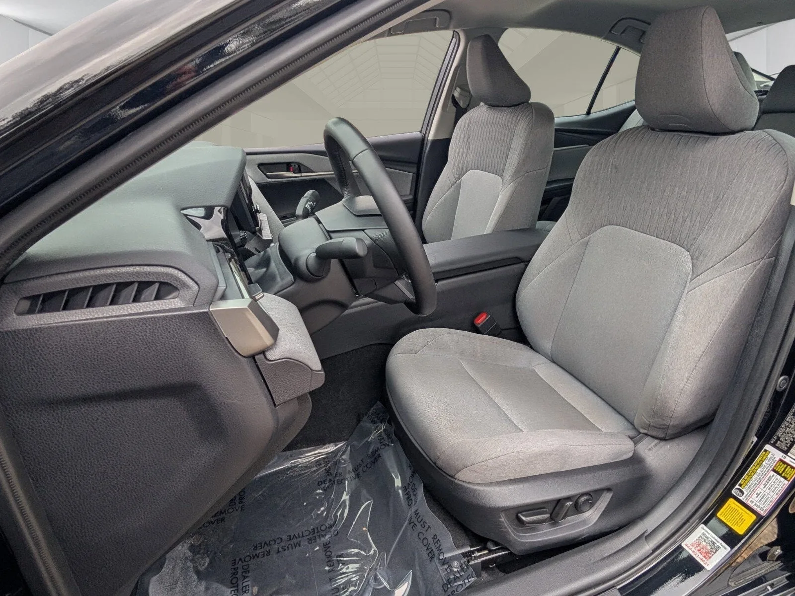 2025 Toyota Camry LE photo 8