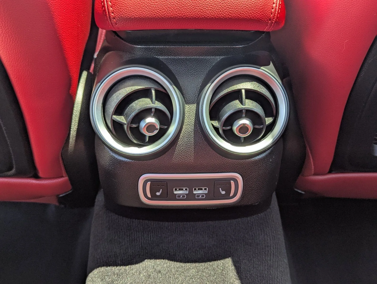 2024 Alfa Romeo Giulia Veloce photo 15