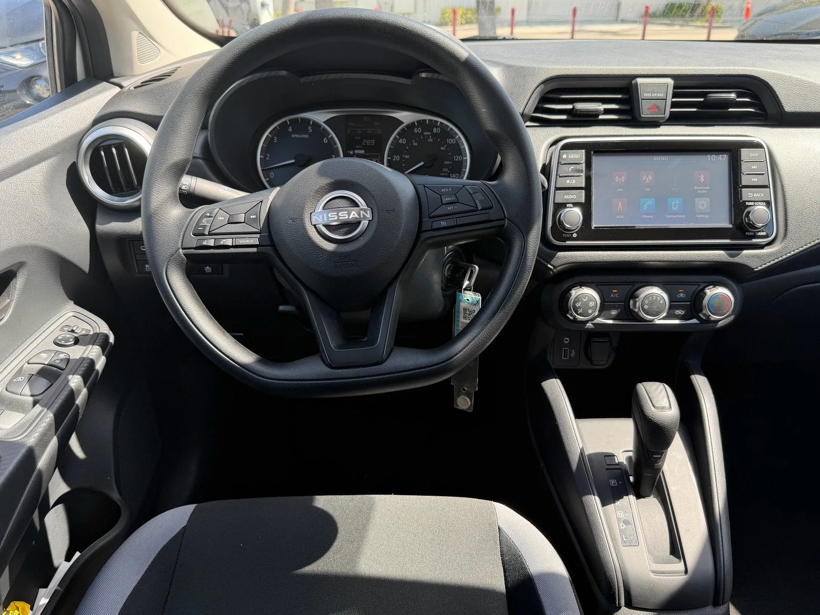 2025 Nissan Versa S photo 15