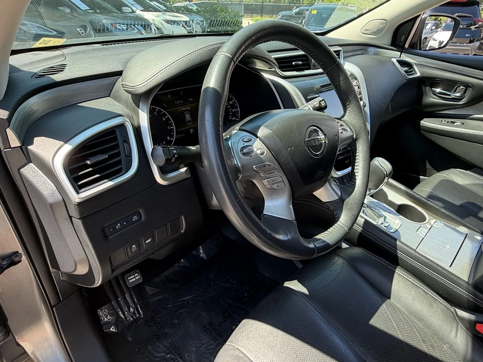 2016 Nissan Murano SL photo 10