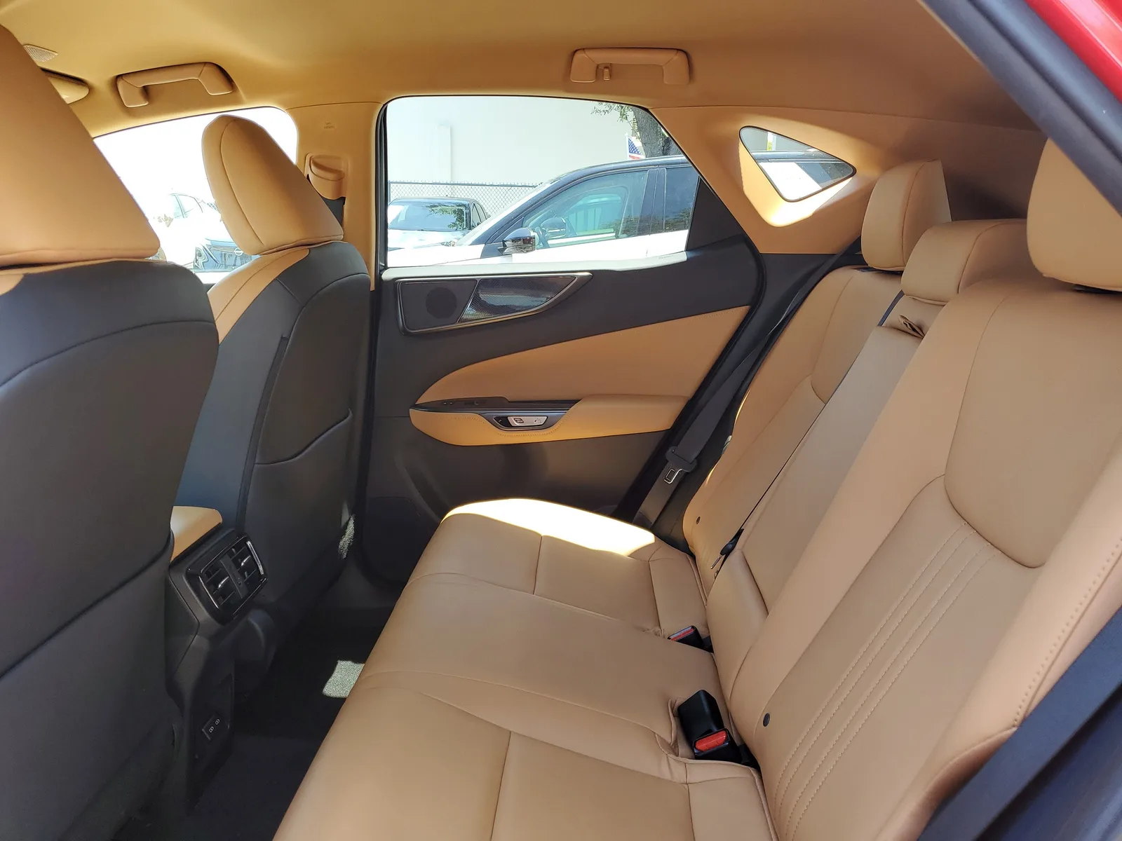 2024 Lexus NX NX 250 photo 12